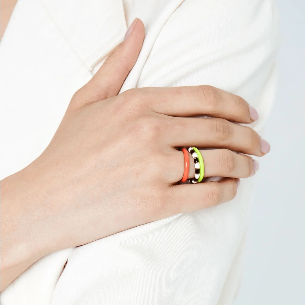 Clare V. set of two enamel rings